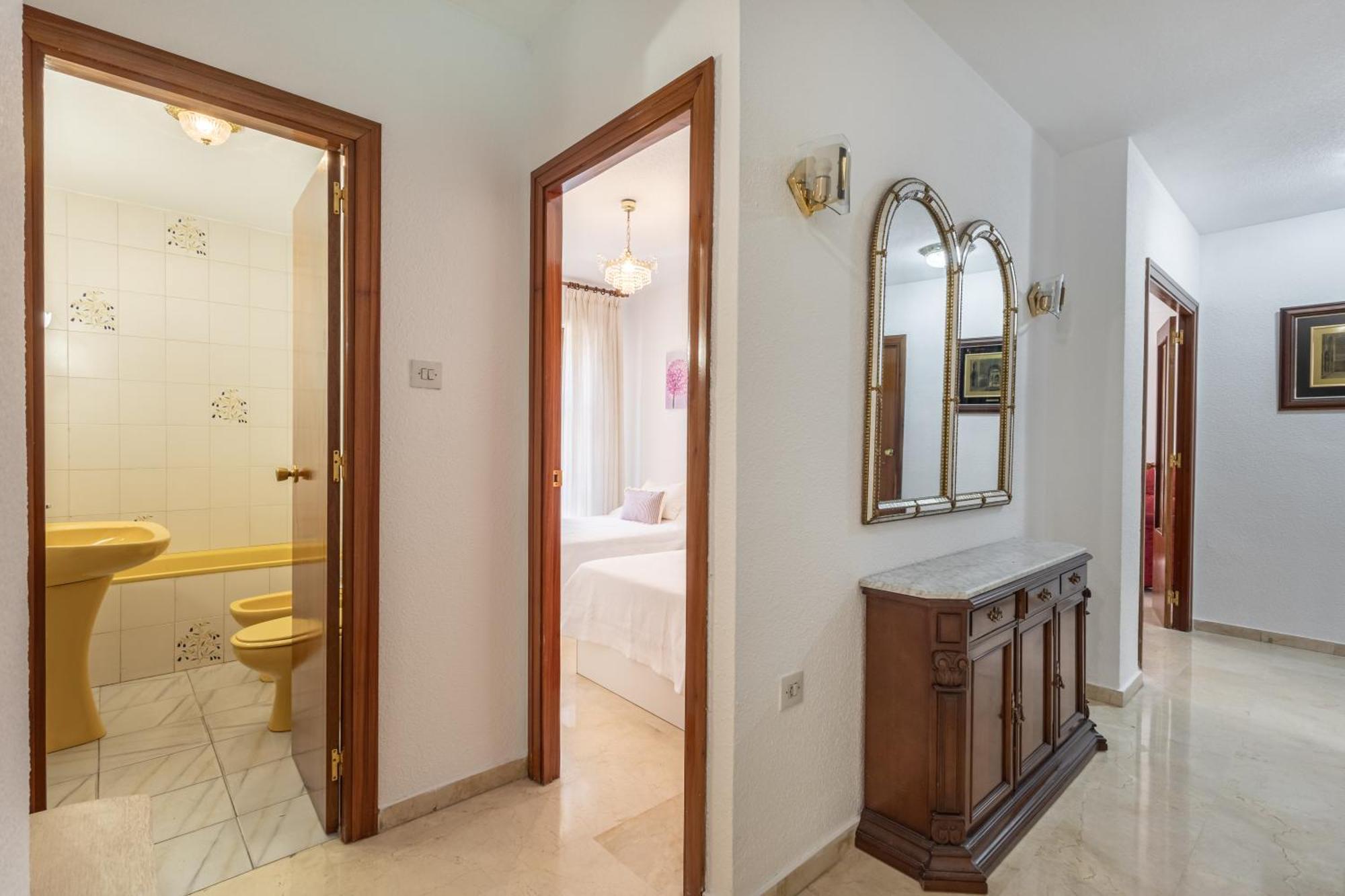 Dreaming Apartment Dona Luisa - Free Parking Granada Exterior photo